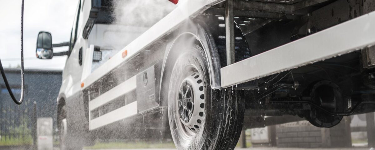 Cleaning a vehicle with superkleen